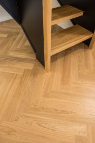 Parketti tammi kalanruoto Basica UV lacquer Clear